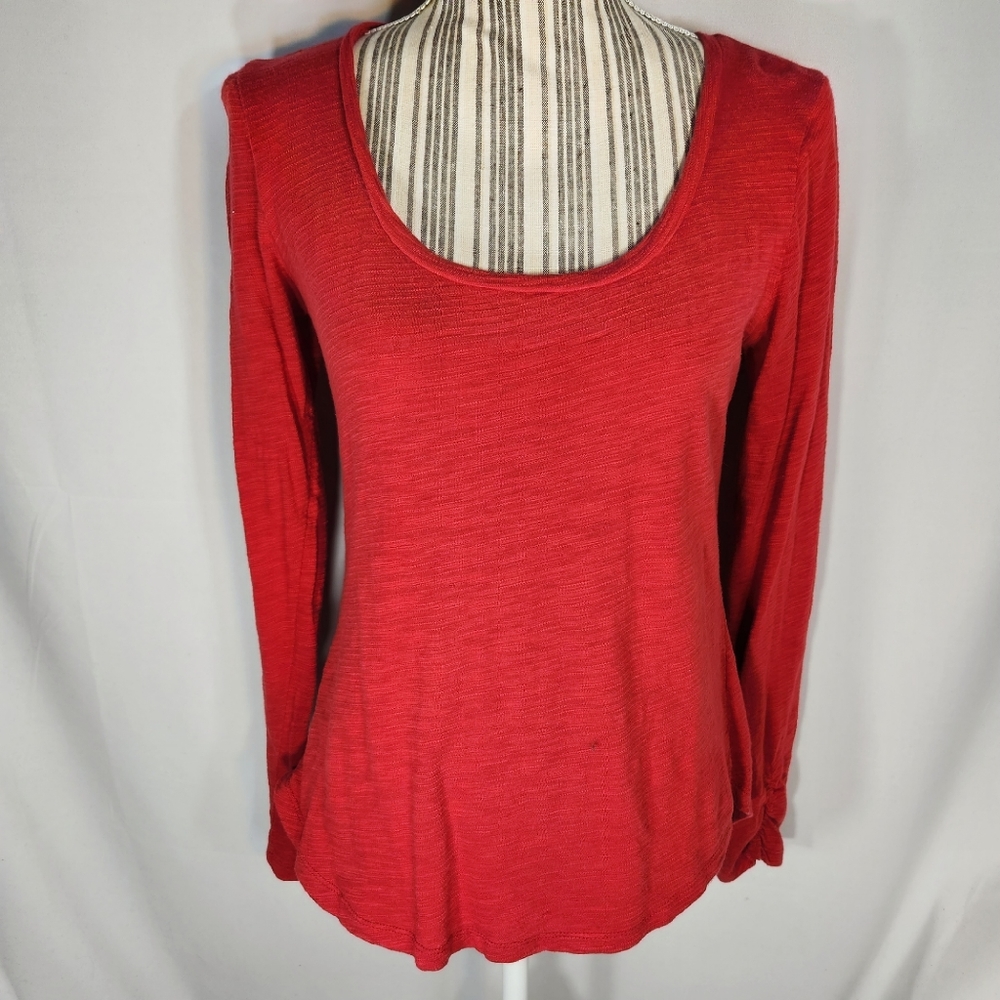 Lucky Brand Live in Love Long Sleeve Red Scoop Neck Top Size Small